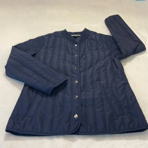 CHRISTOPHER & BANKS, WOMENS QUILTED JACKET SIZE MEDIUM - Picture 3 of 6